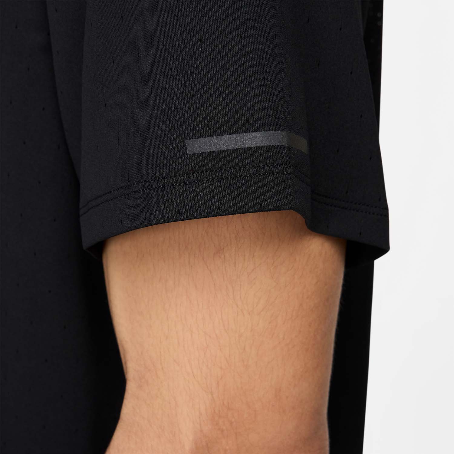 Nike Dri-FIT ADV Run Div Maglietta Black/Blkref