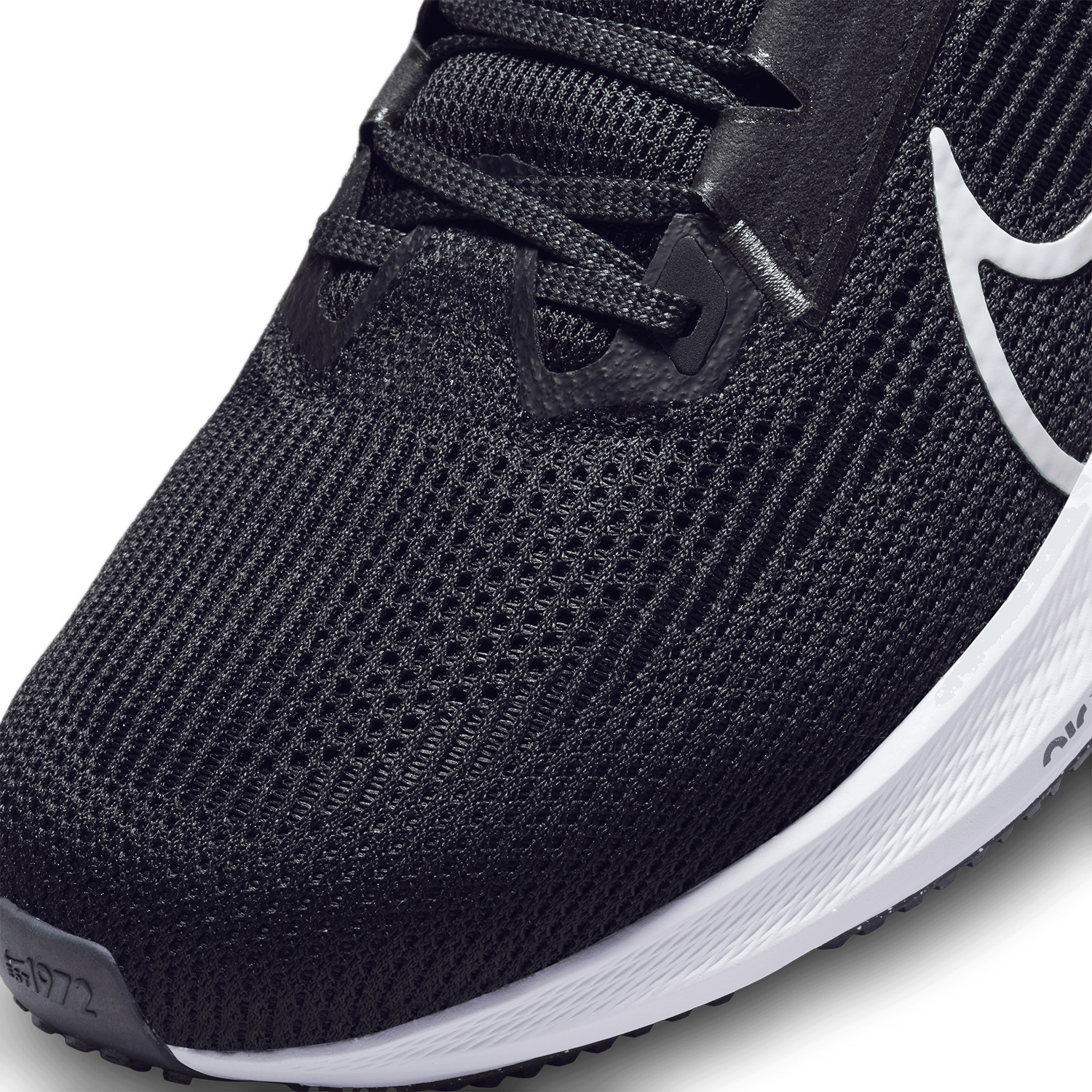 Nike Air Zoom Pegasus 40 Black/White/Iron Grey