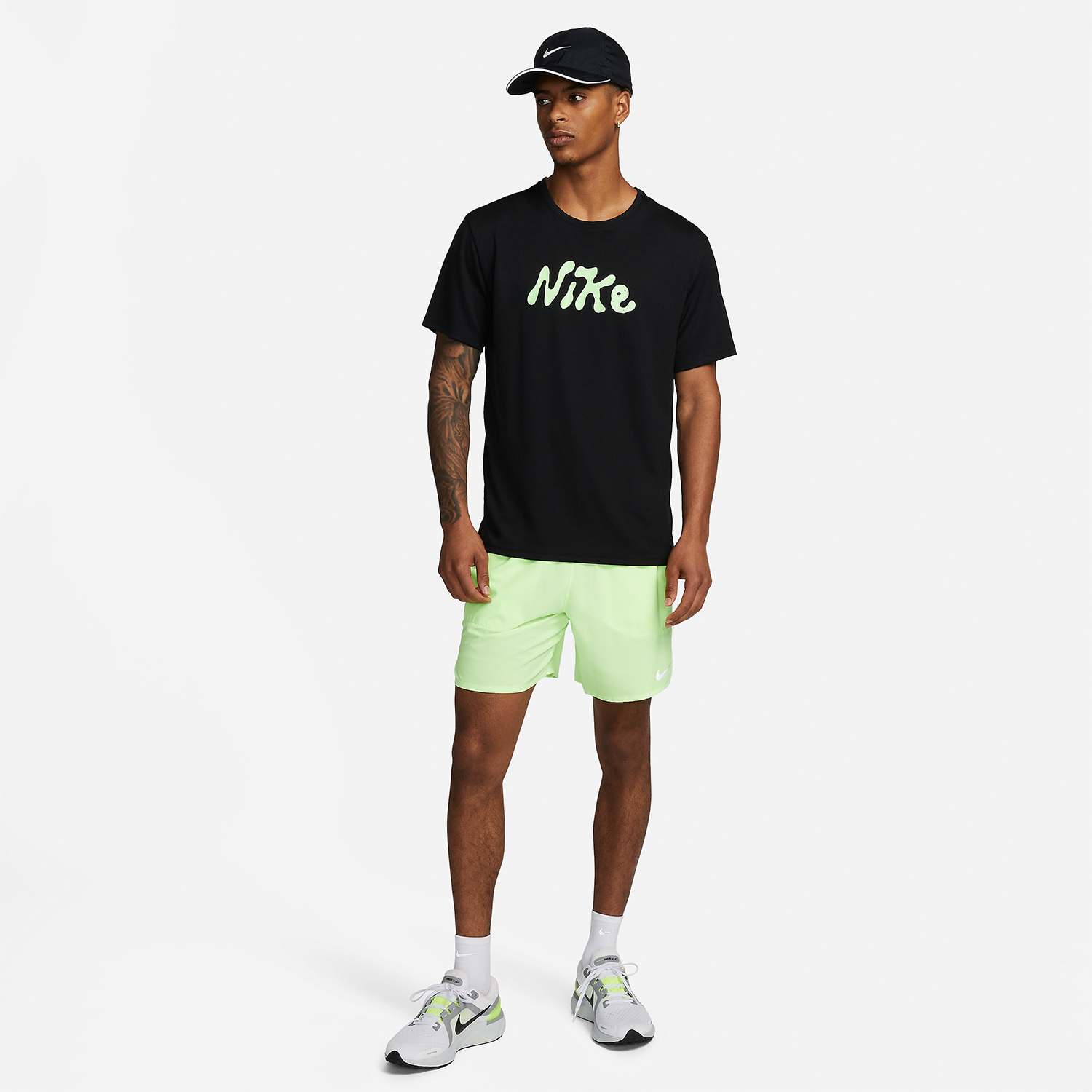 Nike Dri-FIT UV Miler Studio 72 Maglietta Black/Lime Blast