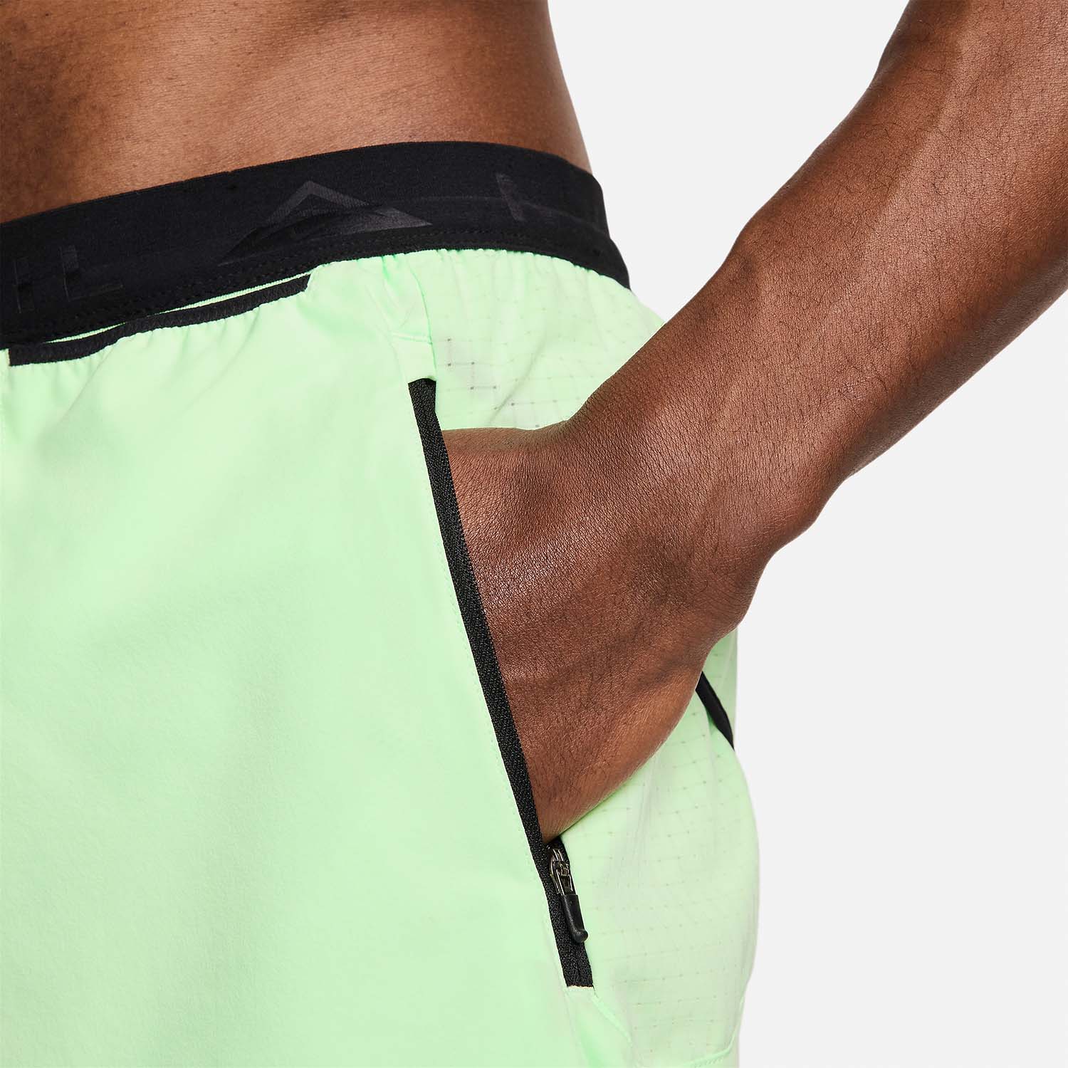 Nike Dri-FIT Second Sunrise 7in Pantaloncini Vapor Green/Black