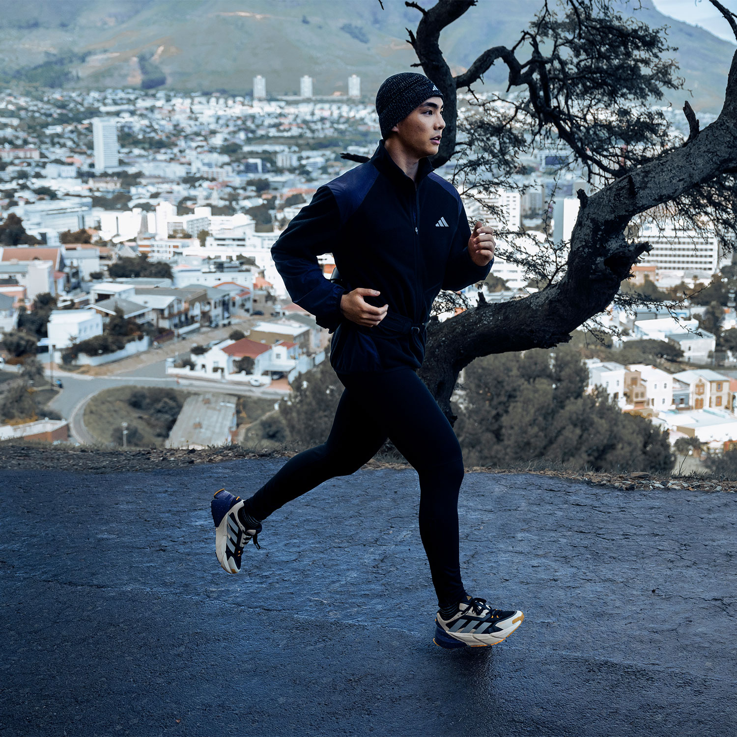 adidas Ultimate Conquer The Element Giacca Black