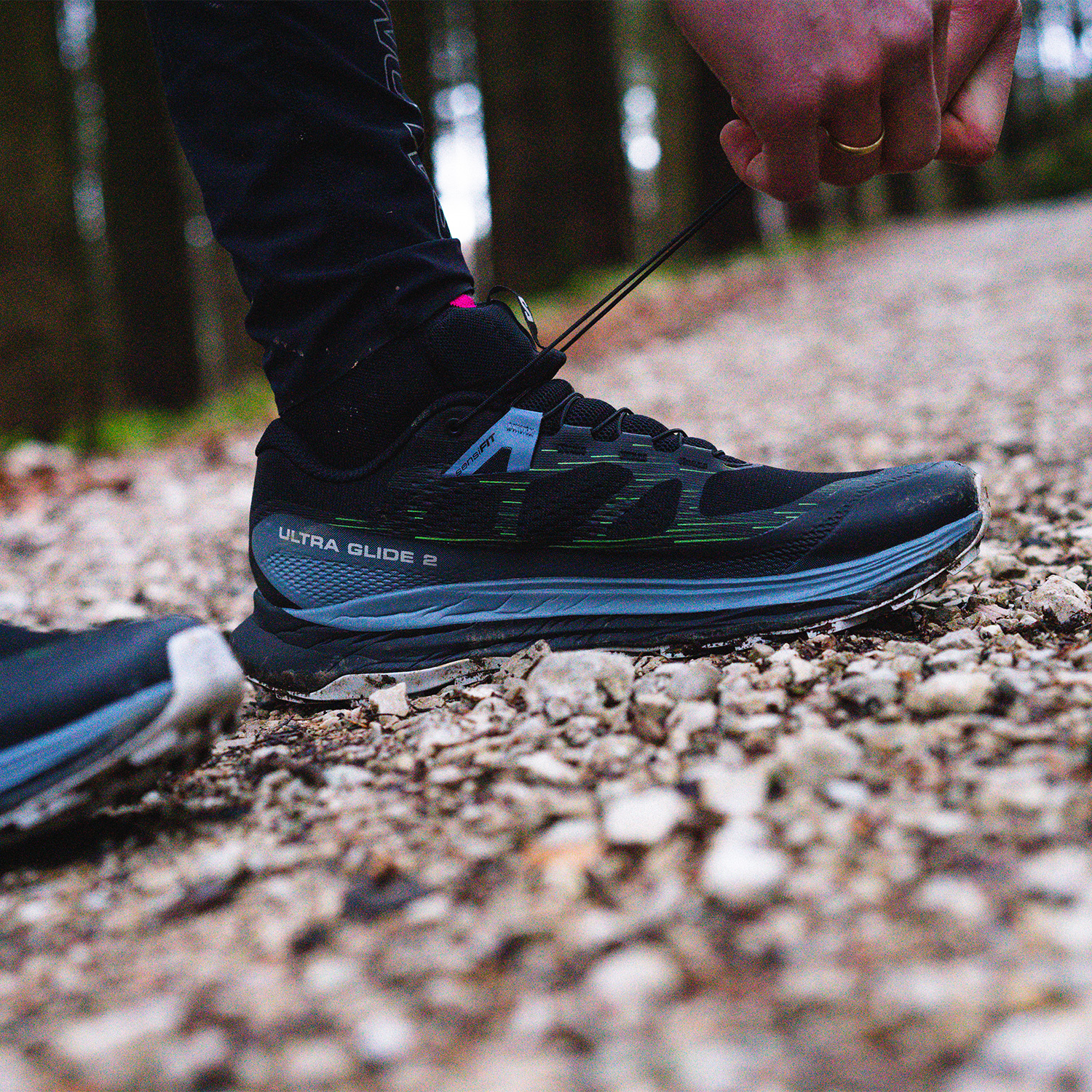 Salomon Ultra Glide 2 Black/Flint Stone/Green Gecko