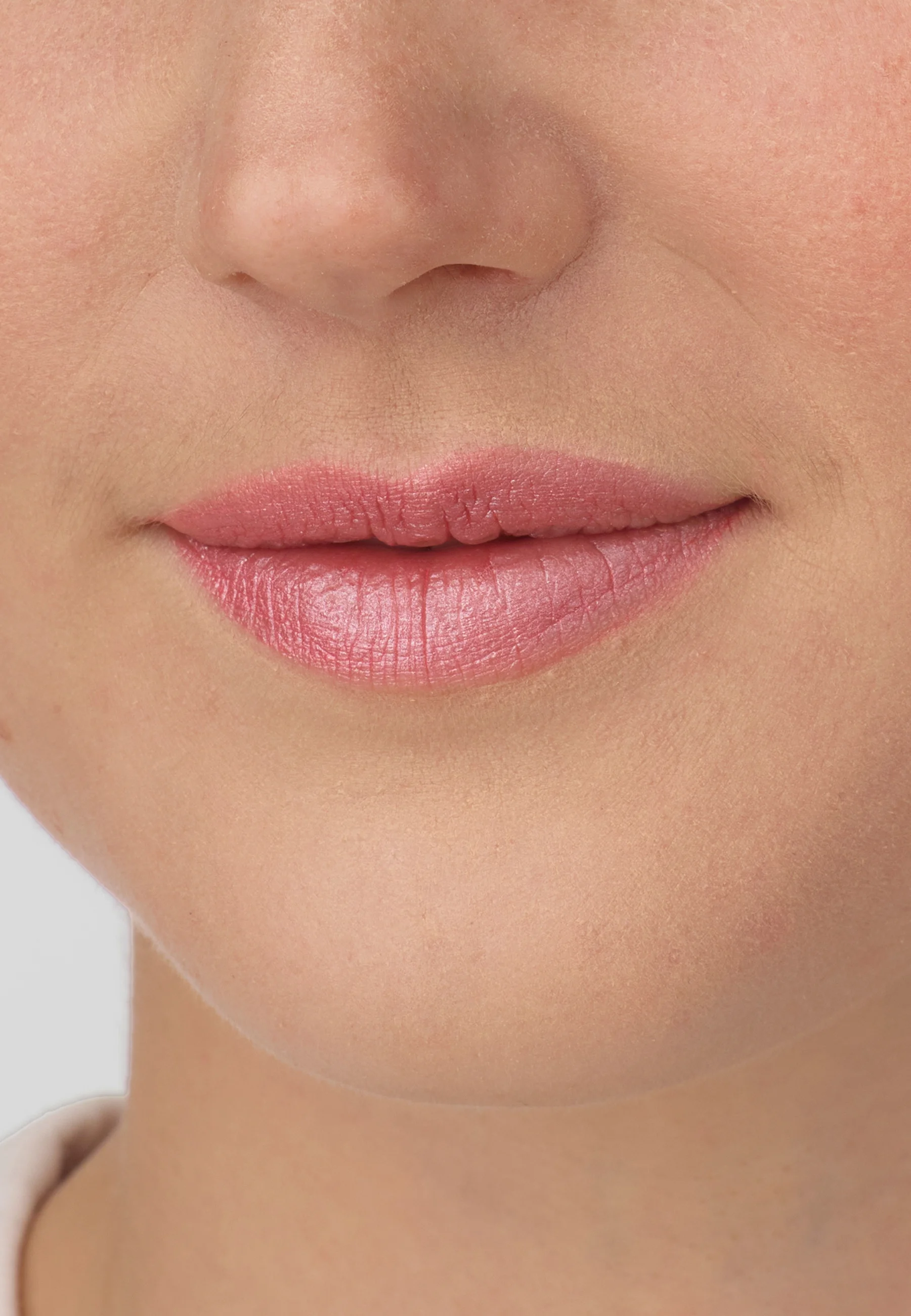 IsaDora PERFECT MOISTURE LIPSTICK - Rossetto