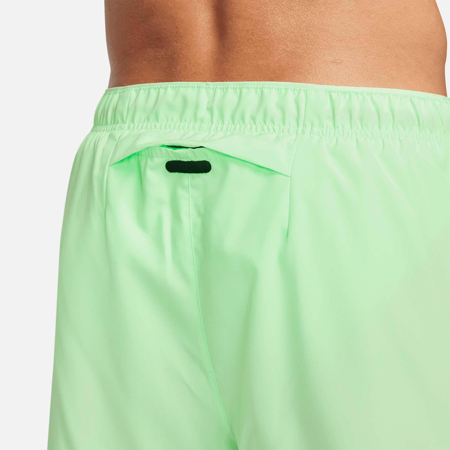 Nike Challenger Logo 7in Pantaloncini Vapor Green/Reflective Silver