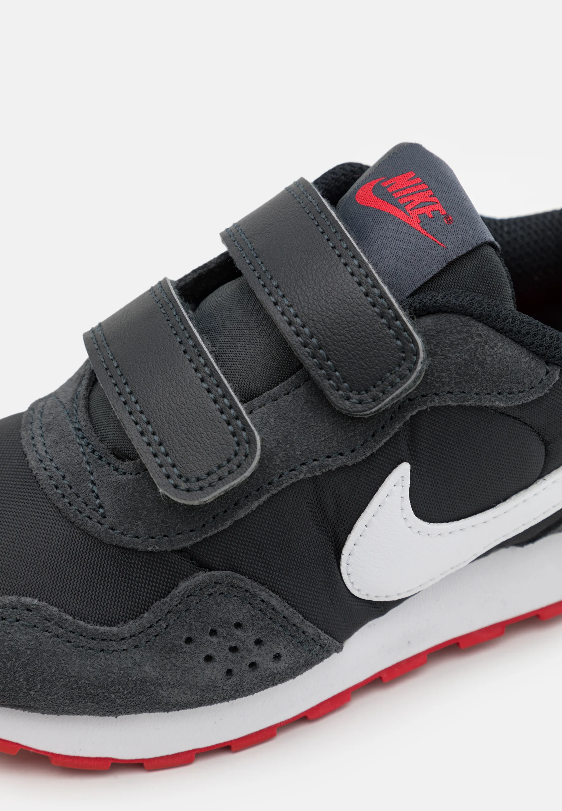 Nike Sportswear NIKE MD VALIANT (PSV) - Sneakers basse