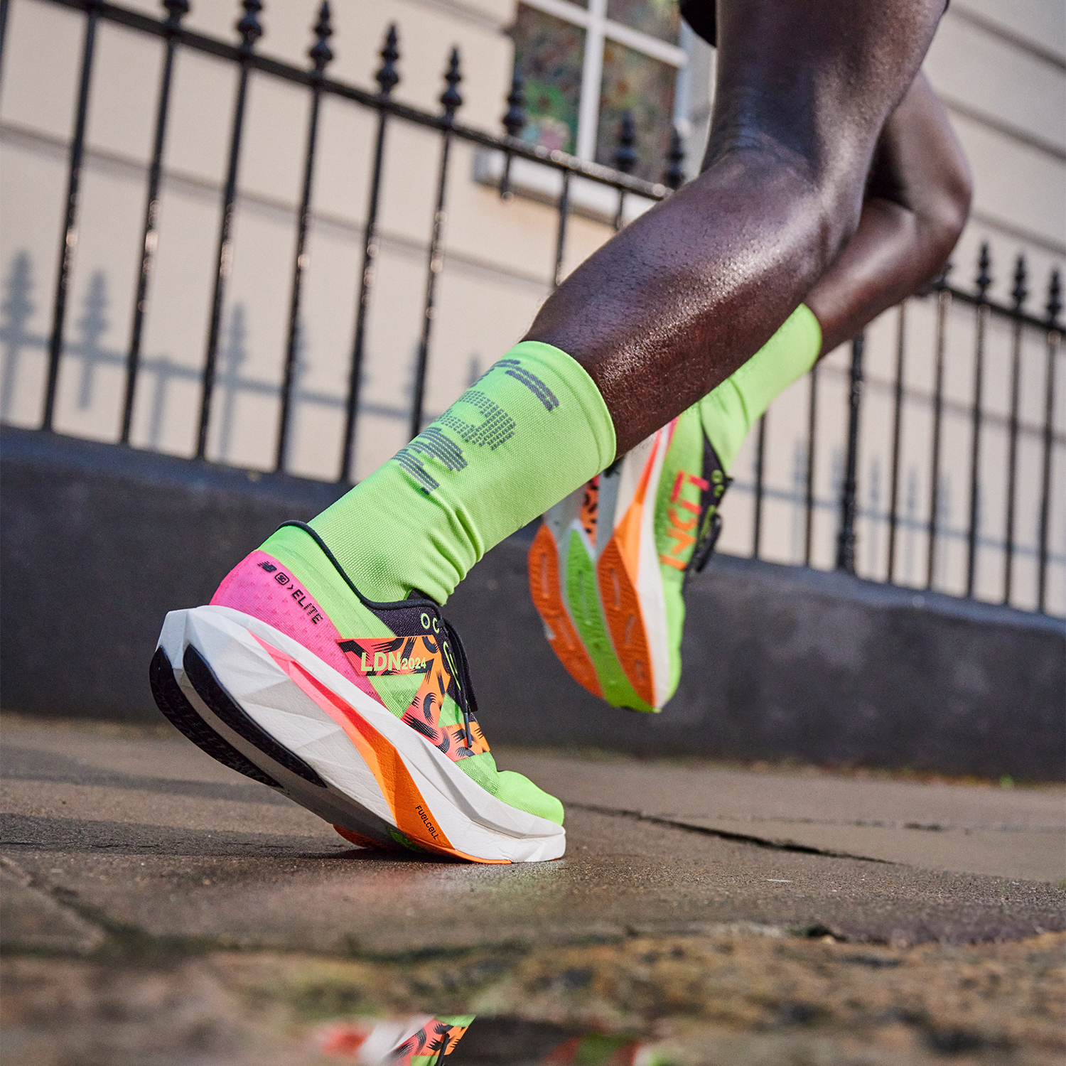 New Balance FuelCell SuperComp Elite v4 London Lime Red