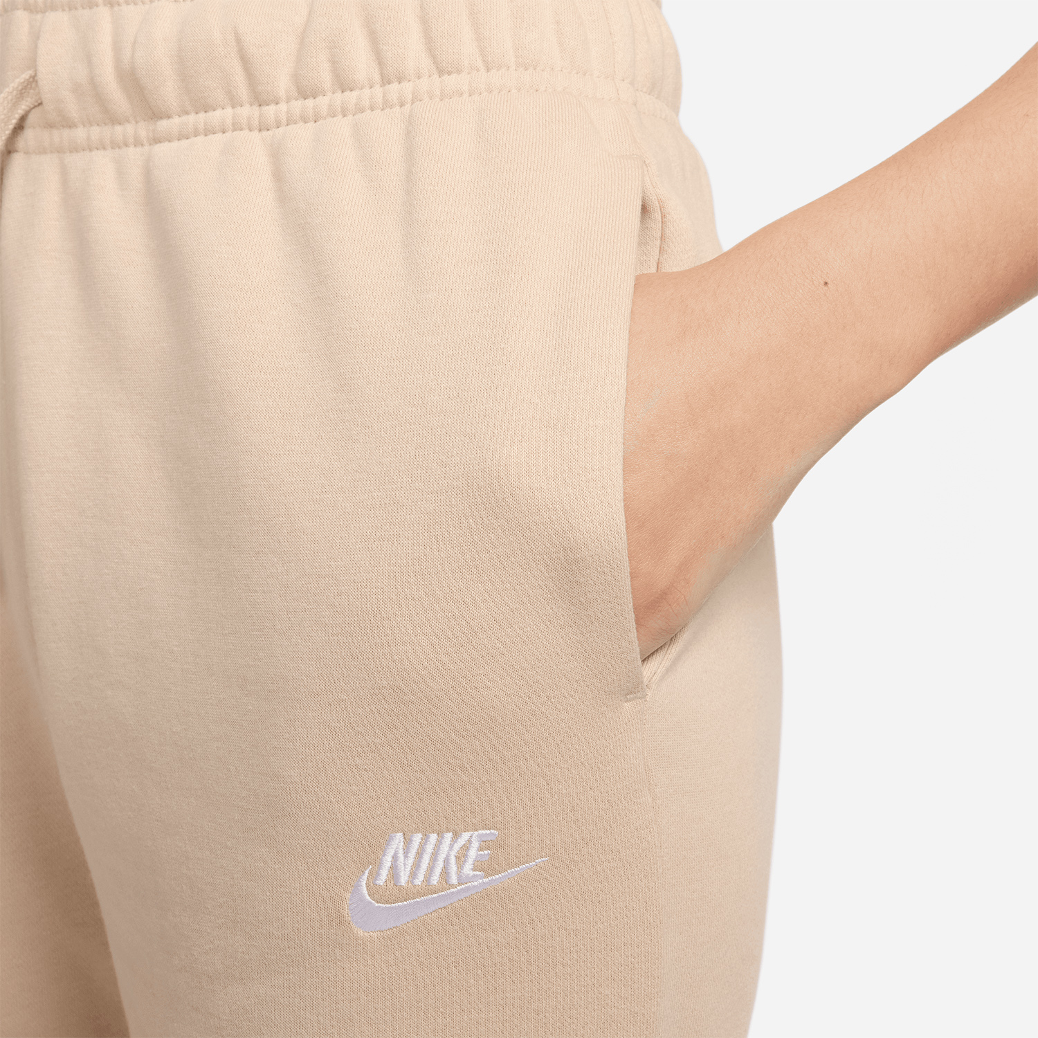 Nike Club Pantaloni Sanddrift/White