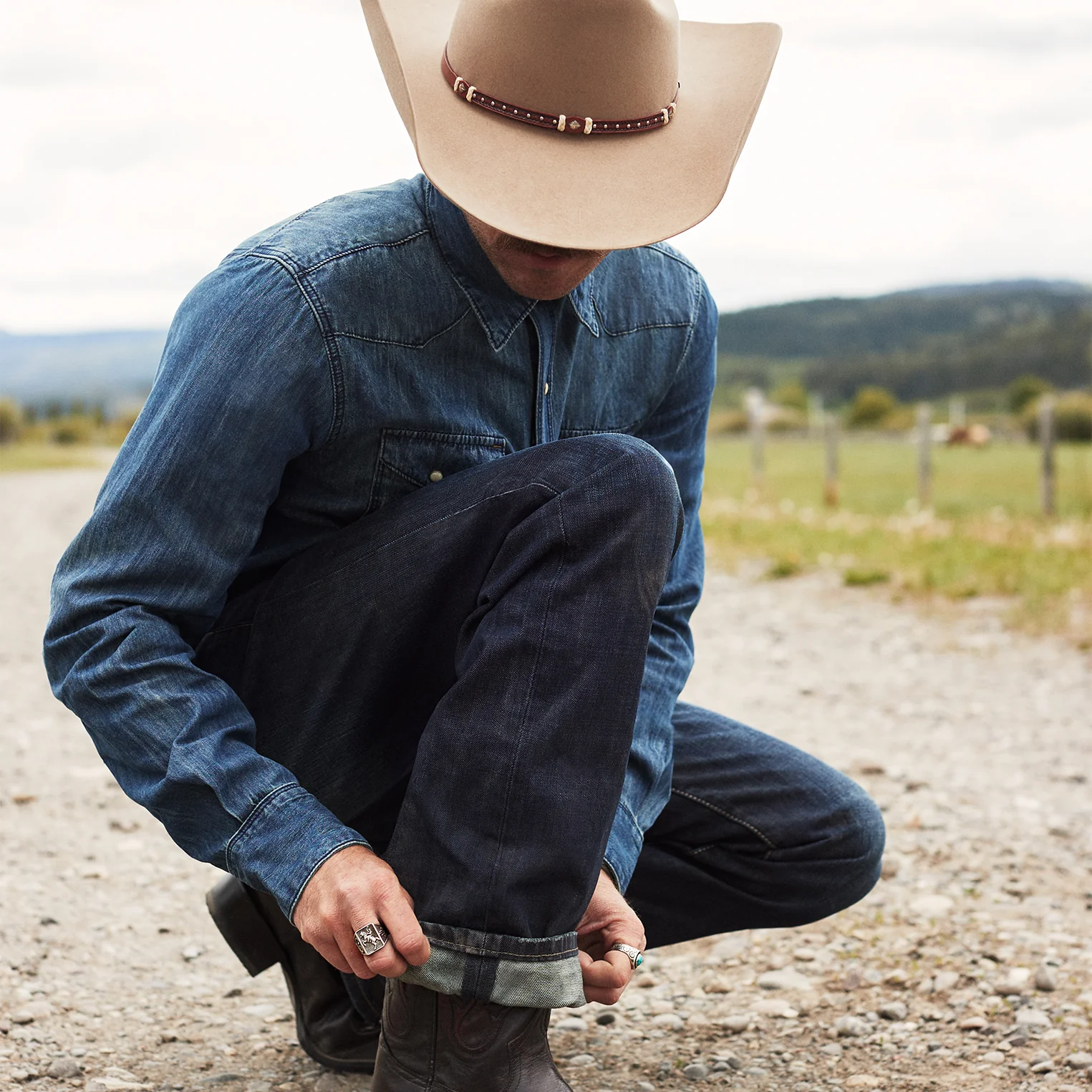 1312 Fit Destructed Jeans