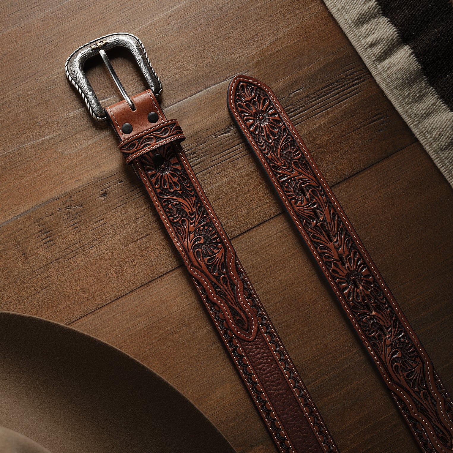 Tooled Tab Belt
