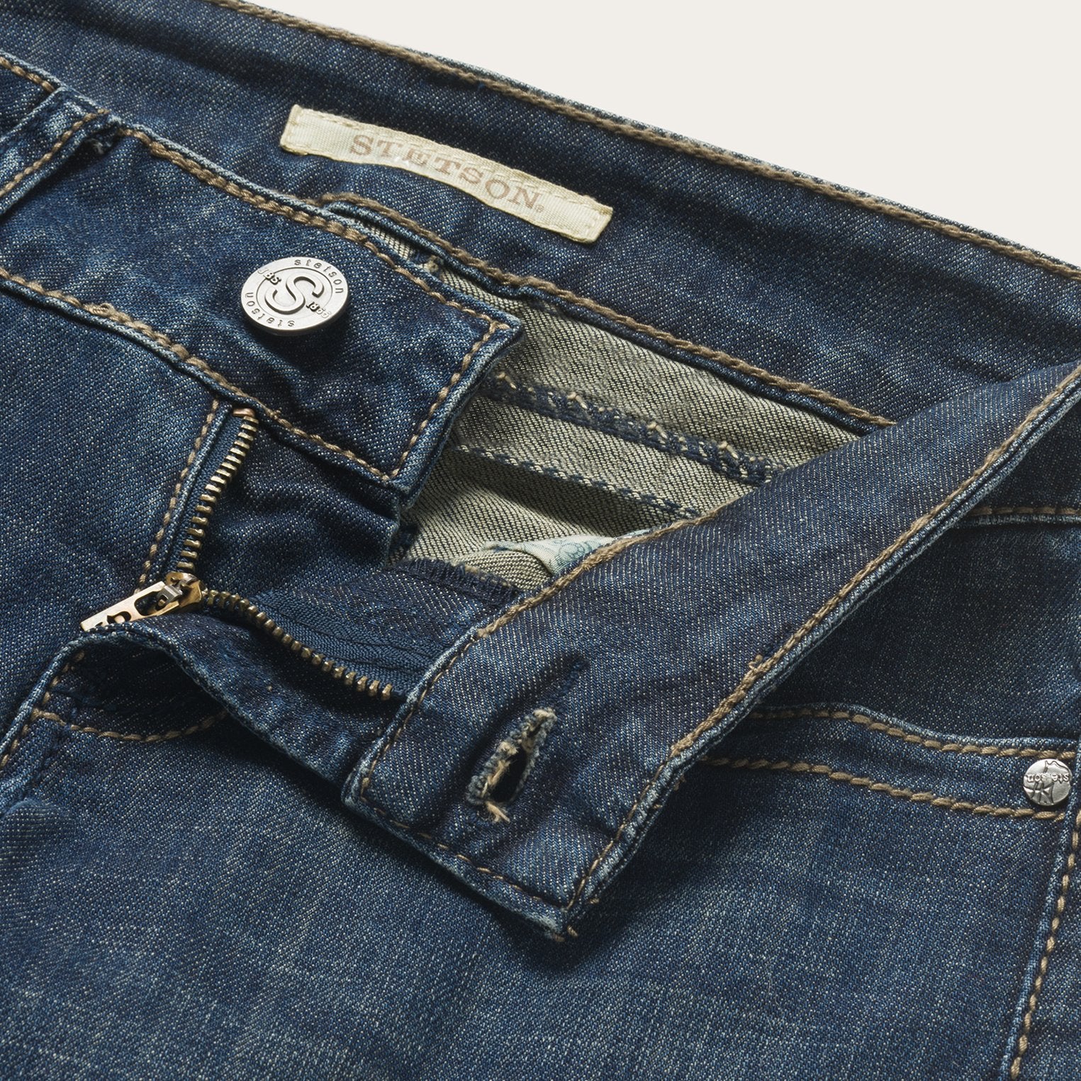 818 Bootcut Jean With