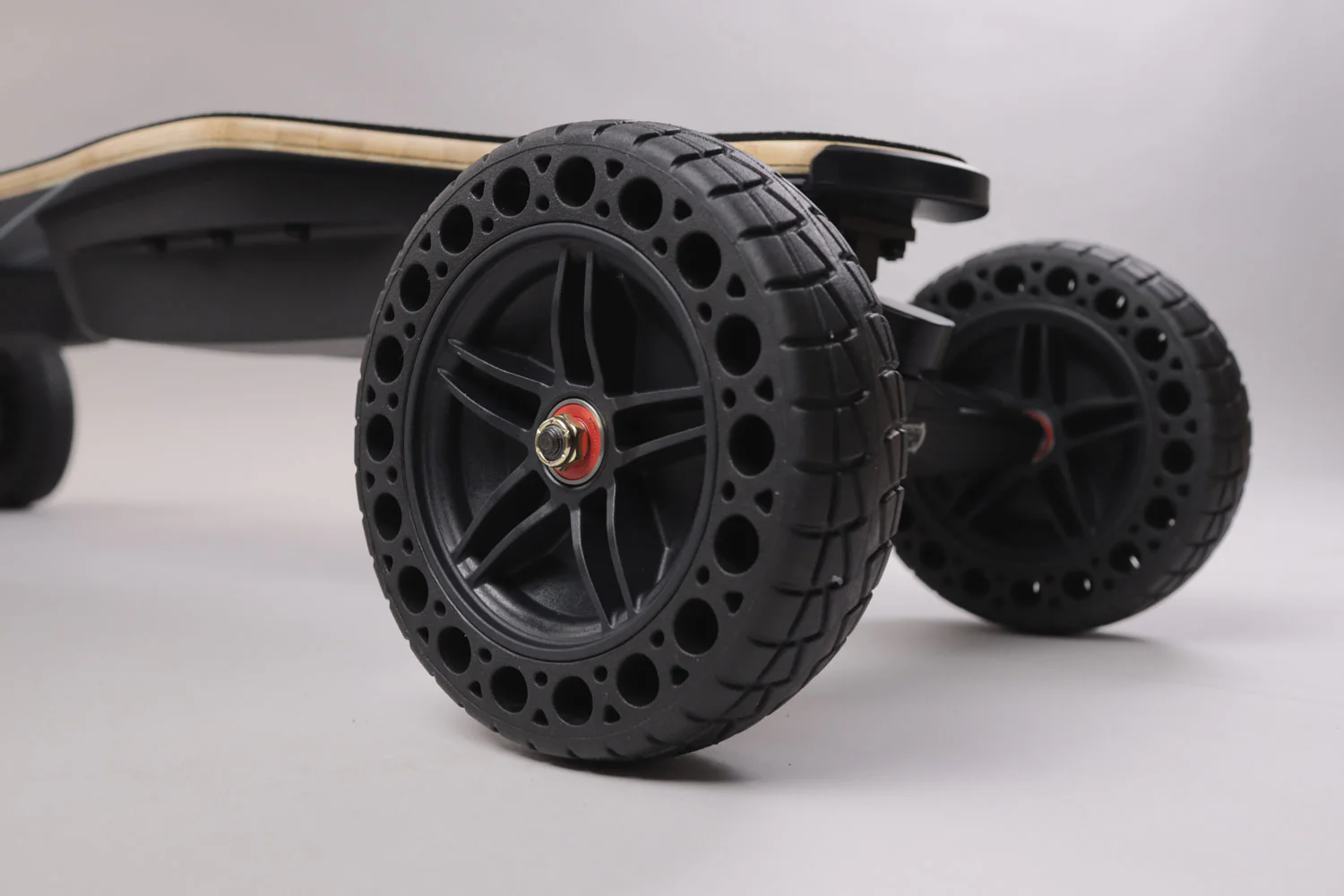 MEEPO Voyager + Free Cyclone 105s or 107s Wheel Set