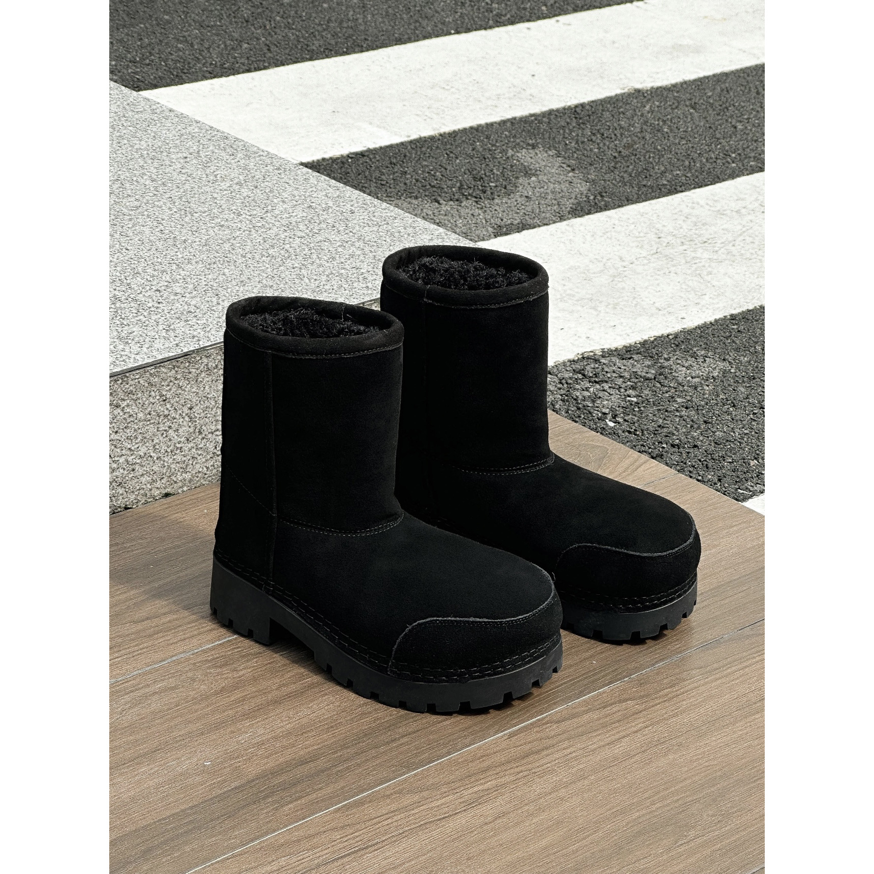 Men's Heavy-Duty Winter Snow Boots with Thick Rubber Sole & PU Upper - Short Ankle Boots for Ice Traction,, Outdoor & Casual Wear - Easy On\u002FOff (Lace\u002FSlip) Closure, Round Toe, Warm - White\u002FBeige Booties