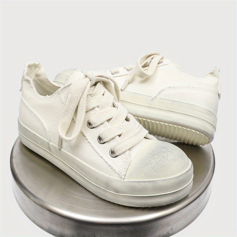 Dirty Vulcanized Shoes with Thick Soles Increase Wide Canvas Shoes.
