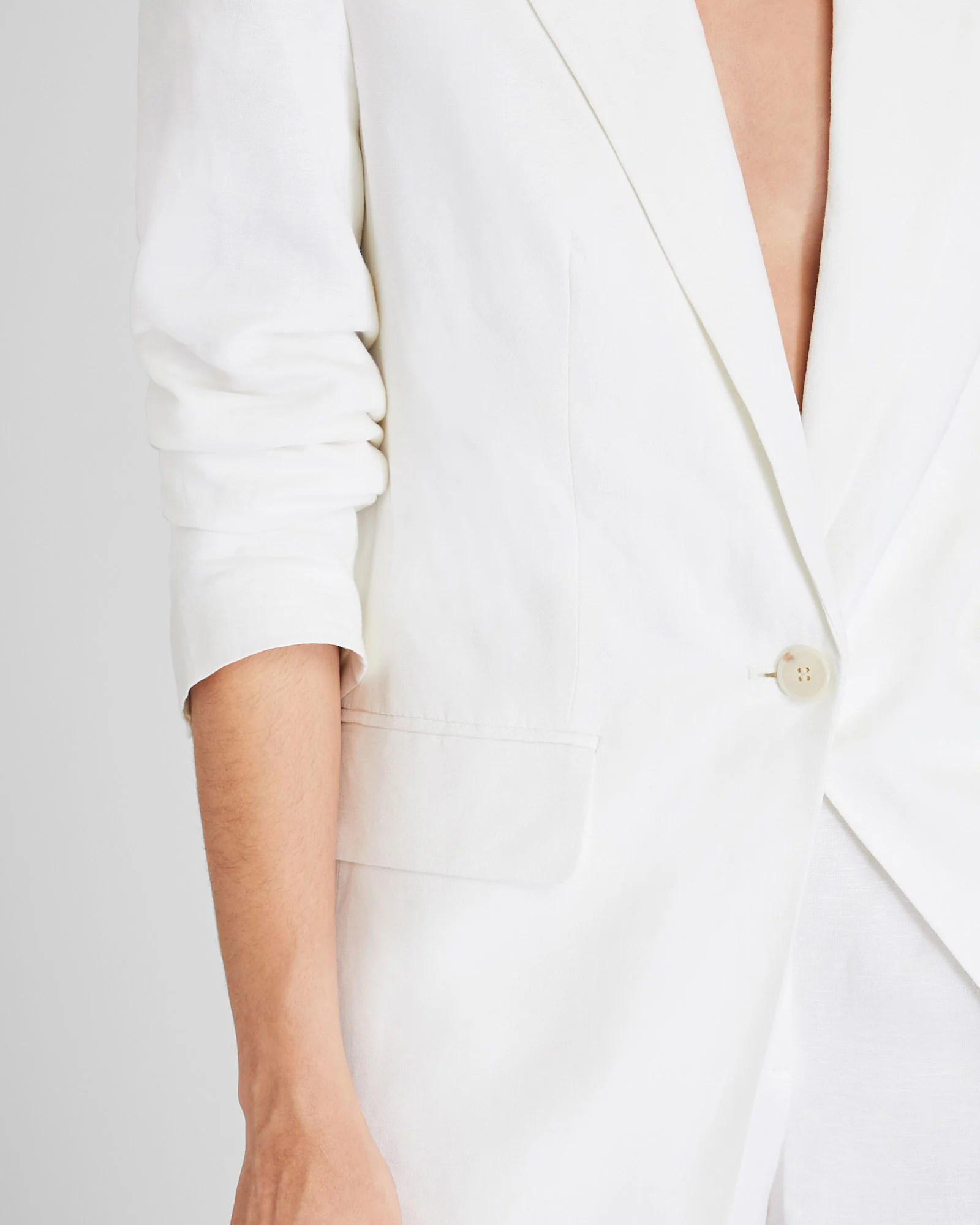 Relaxed Single Breasted Linen-Blend Blazer
