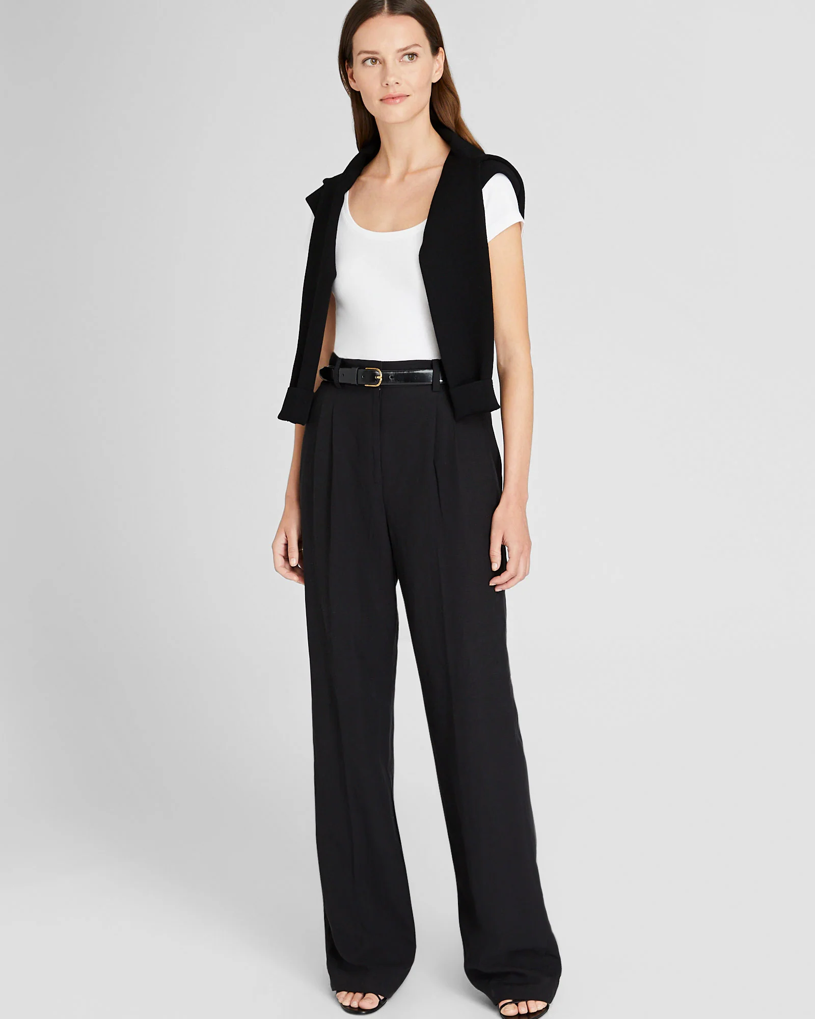 Bowee Scoop Neck Tee