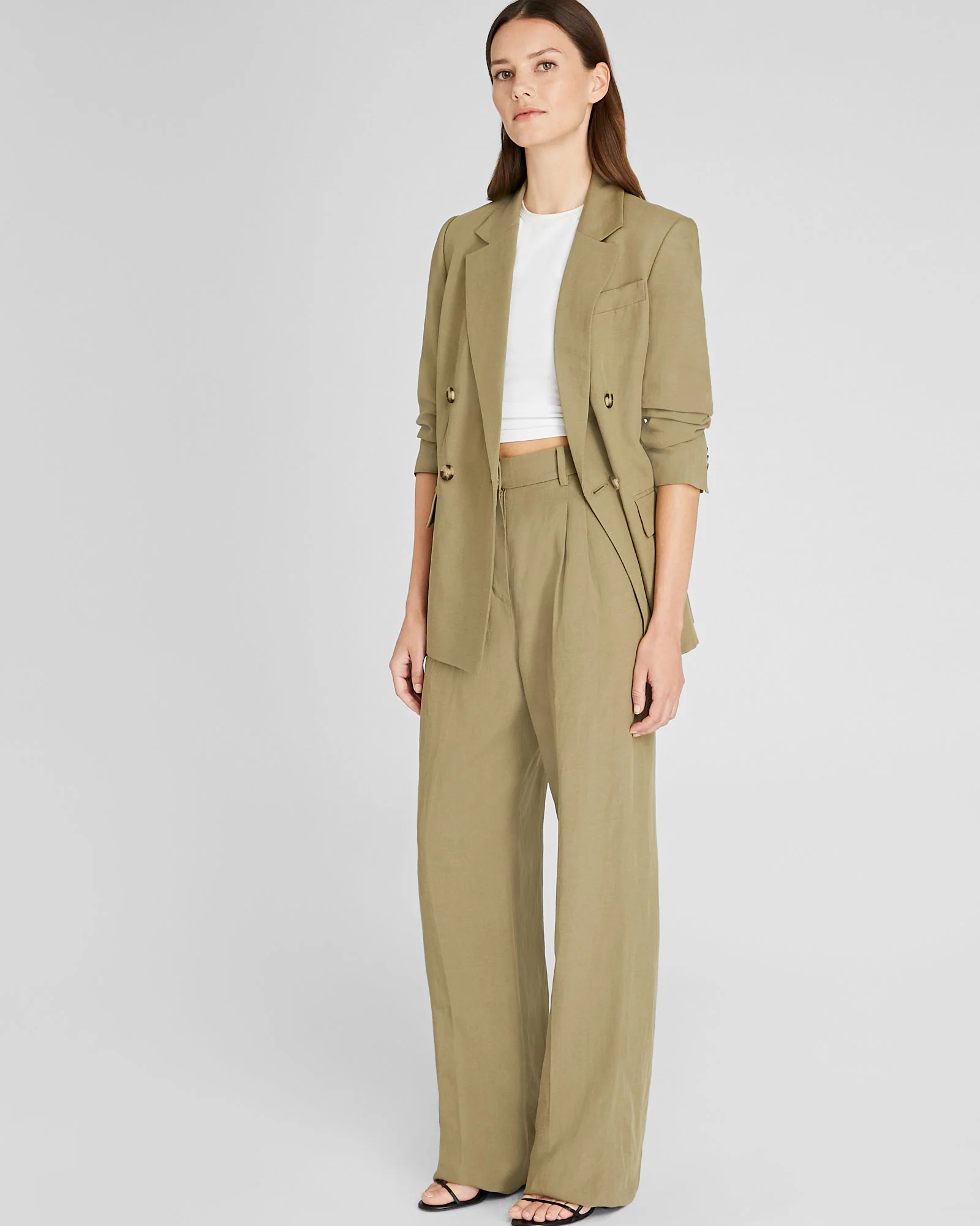 Pleated Lightweight Trouser