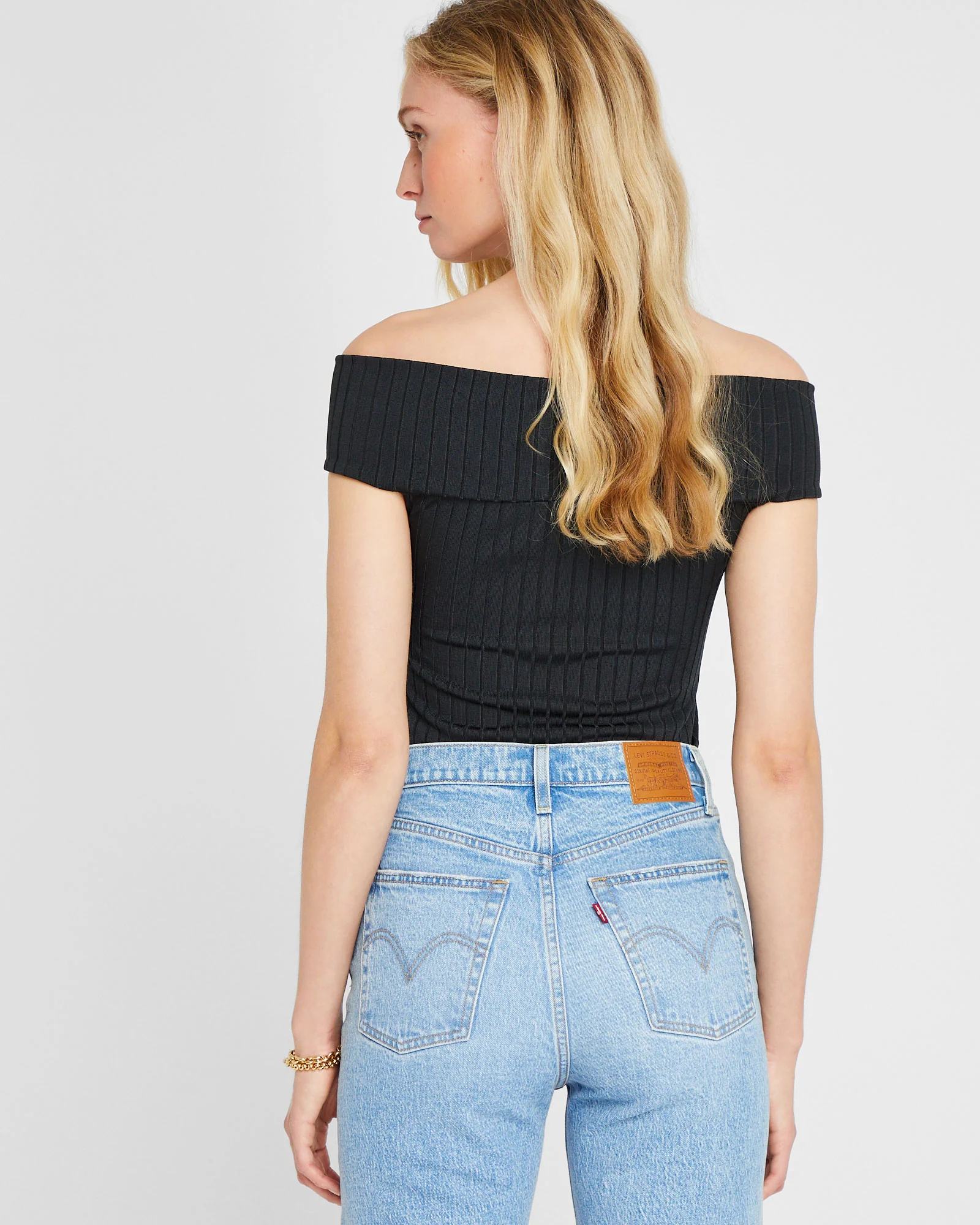 Open V-Neck Twist Top