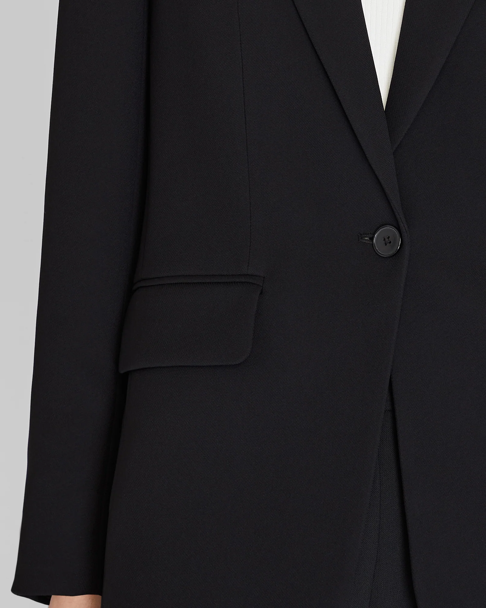 Relaxed Single-Breasted Crepe Blazer