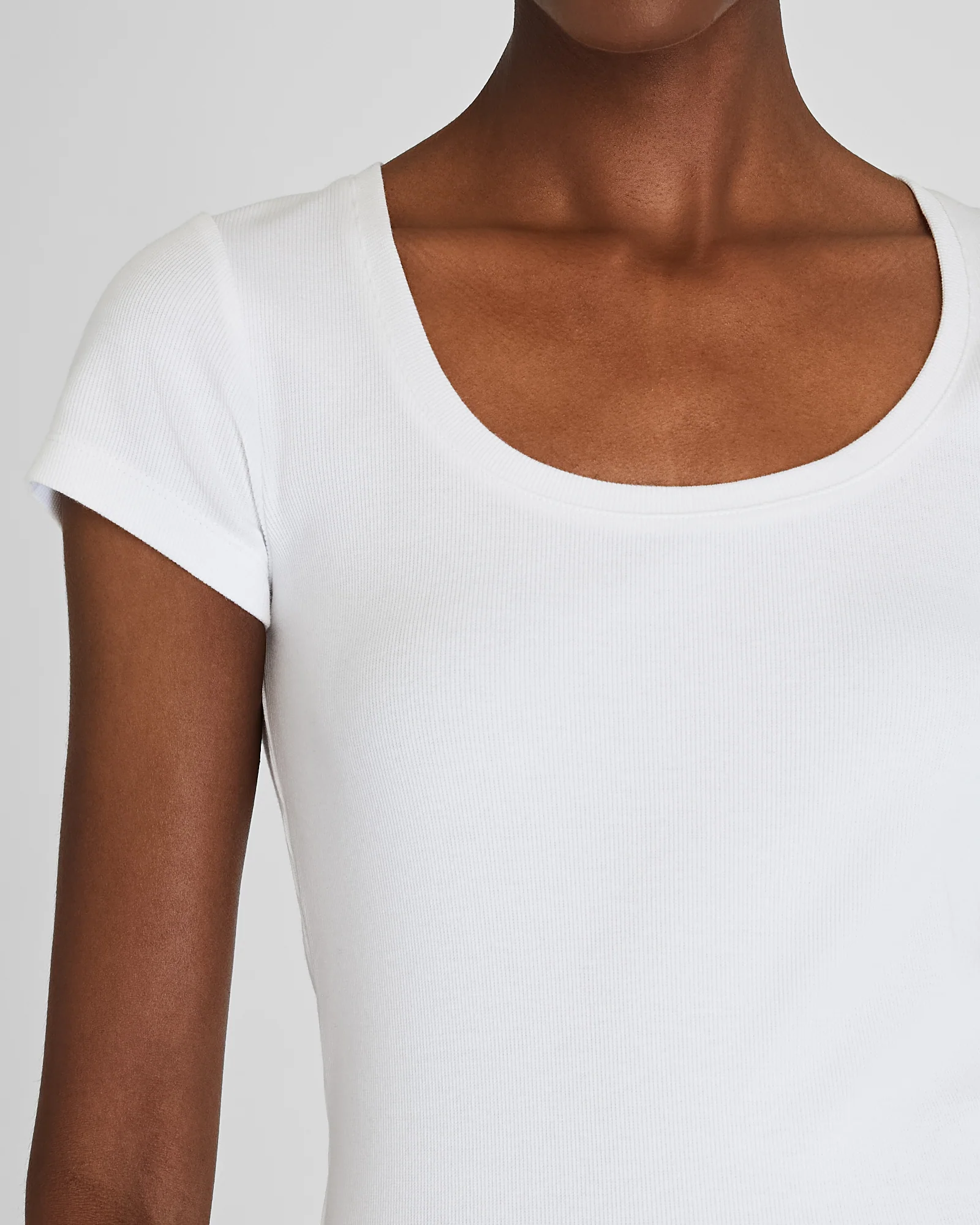 Bowee Scoop Neck Tee