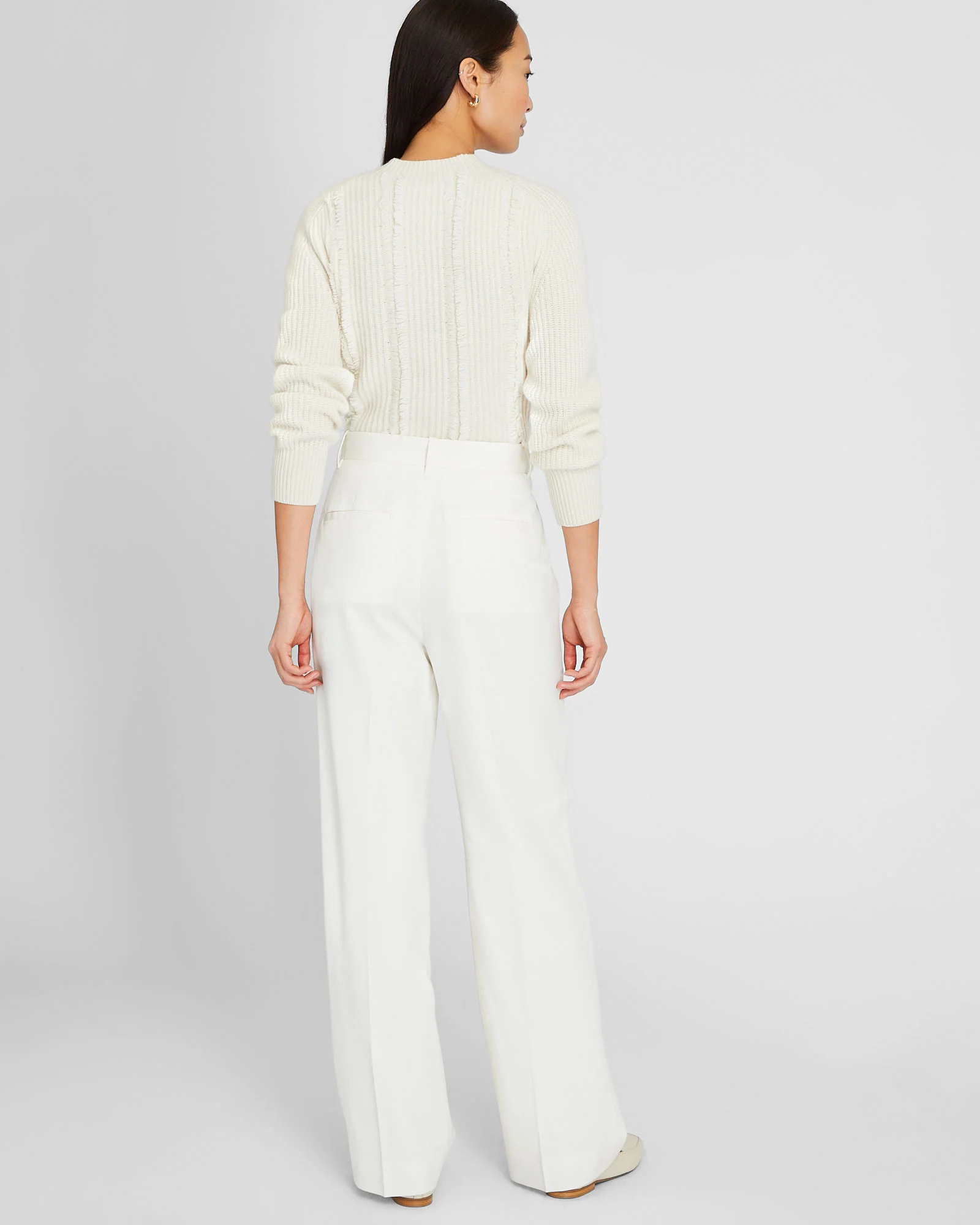 Lightweight Wool Pleated Trouser