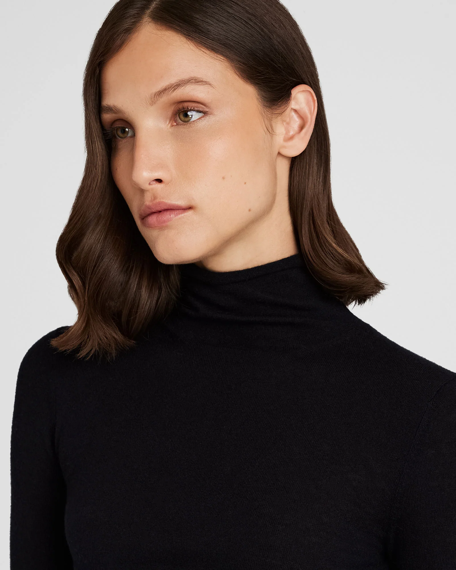 Cashmere Slim Turtleneck