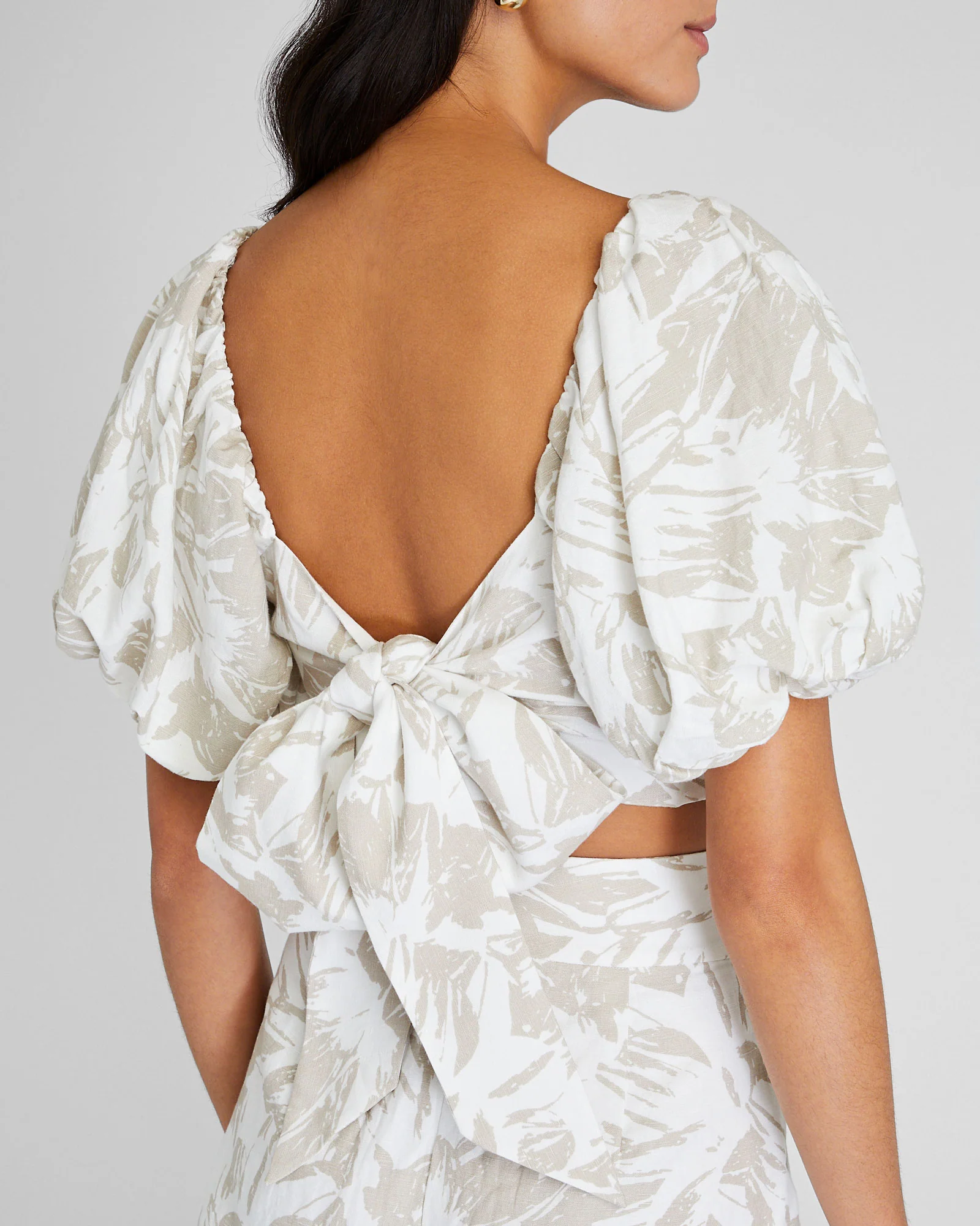 Balloon Sleeve Crop Top