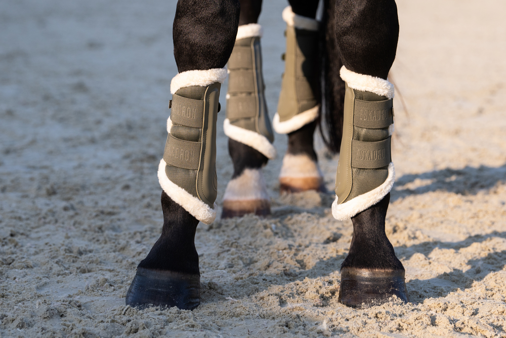 MESH FAUXFUR<br>TENDON BOOTS