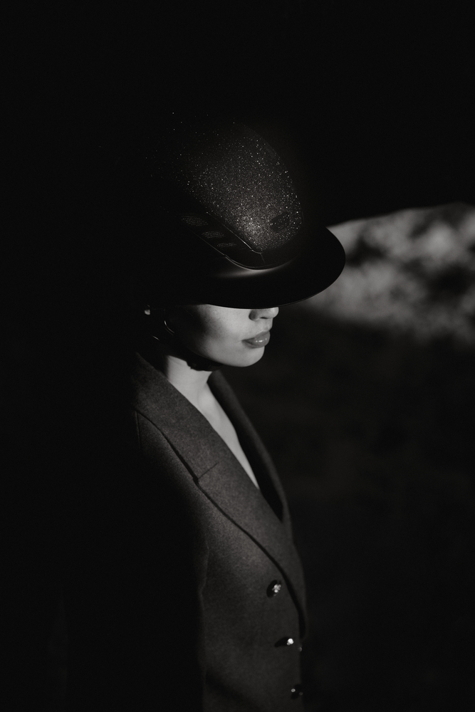 AIRLUXE SUPREME GLAM LONG VISOR<br>RIDING HELMET