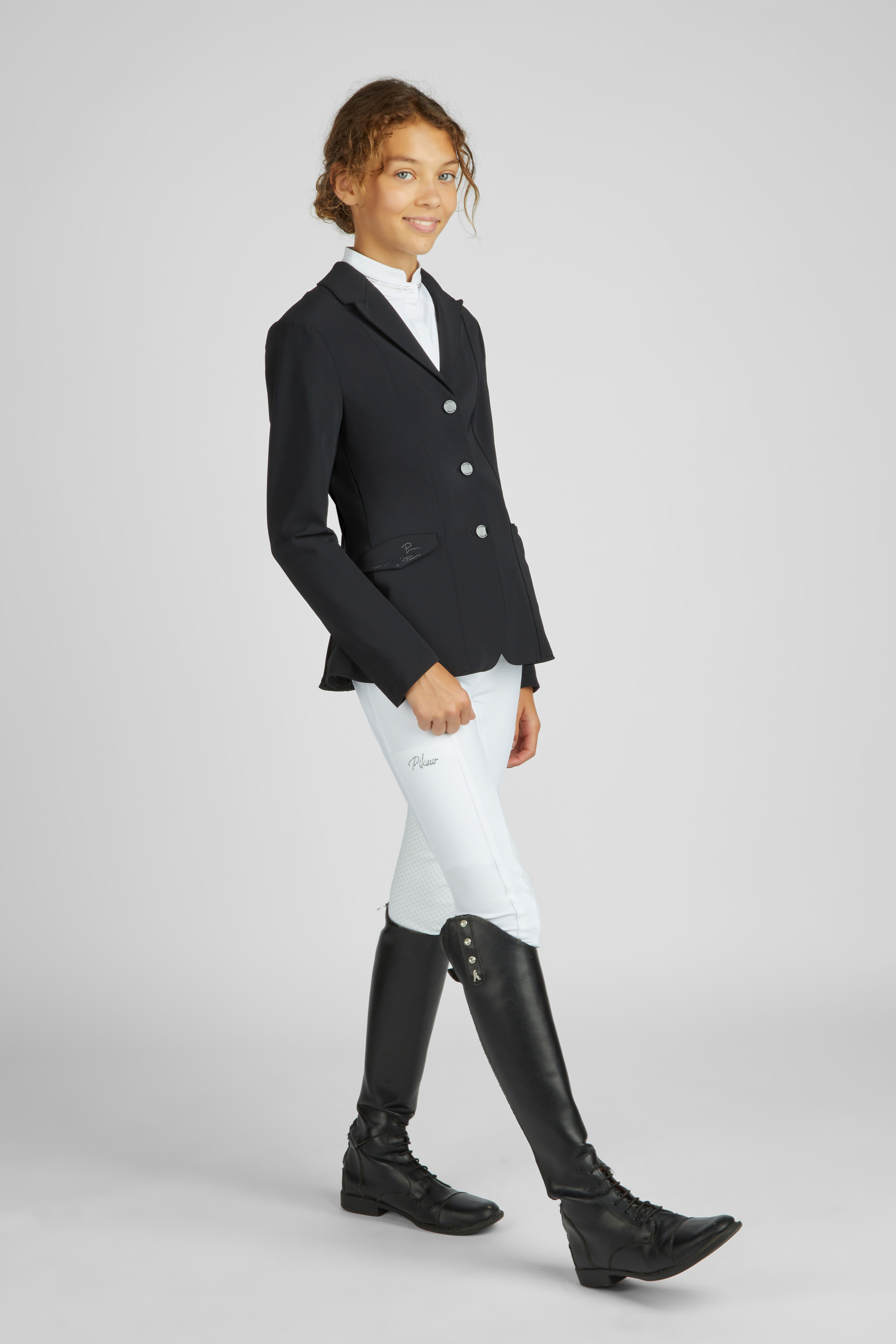 PIKEUR ISALIENNE<br>SHOW-JACKET