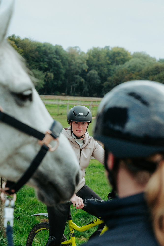 AIRDUO<br>RIDING HELMET