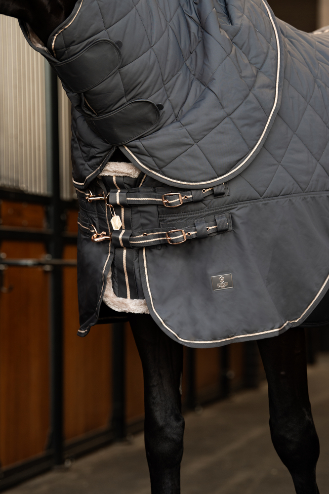 DURA HIGHNECK FAUXFUR 80<br>STABLE RUG