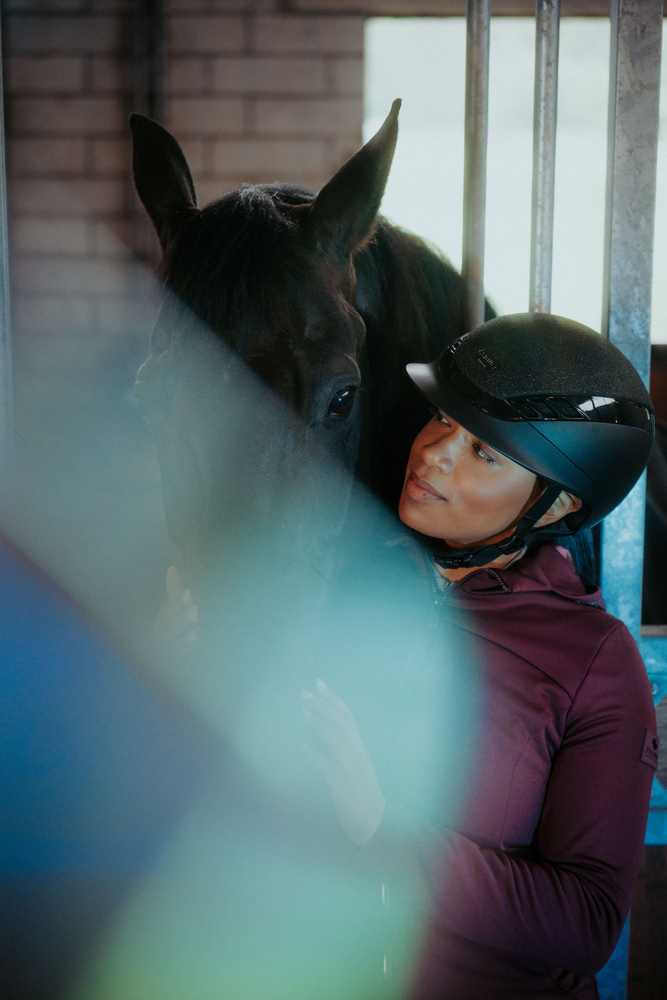 AIRLUXE SUPREME GLAM SHORT VISOR<br>RIDING HELMET