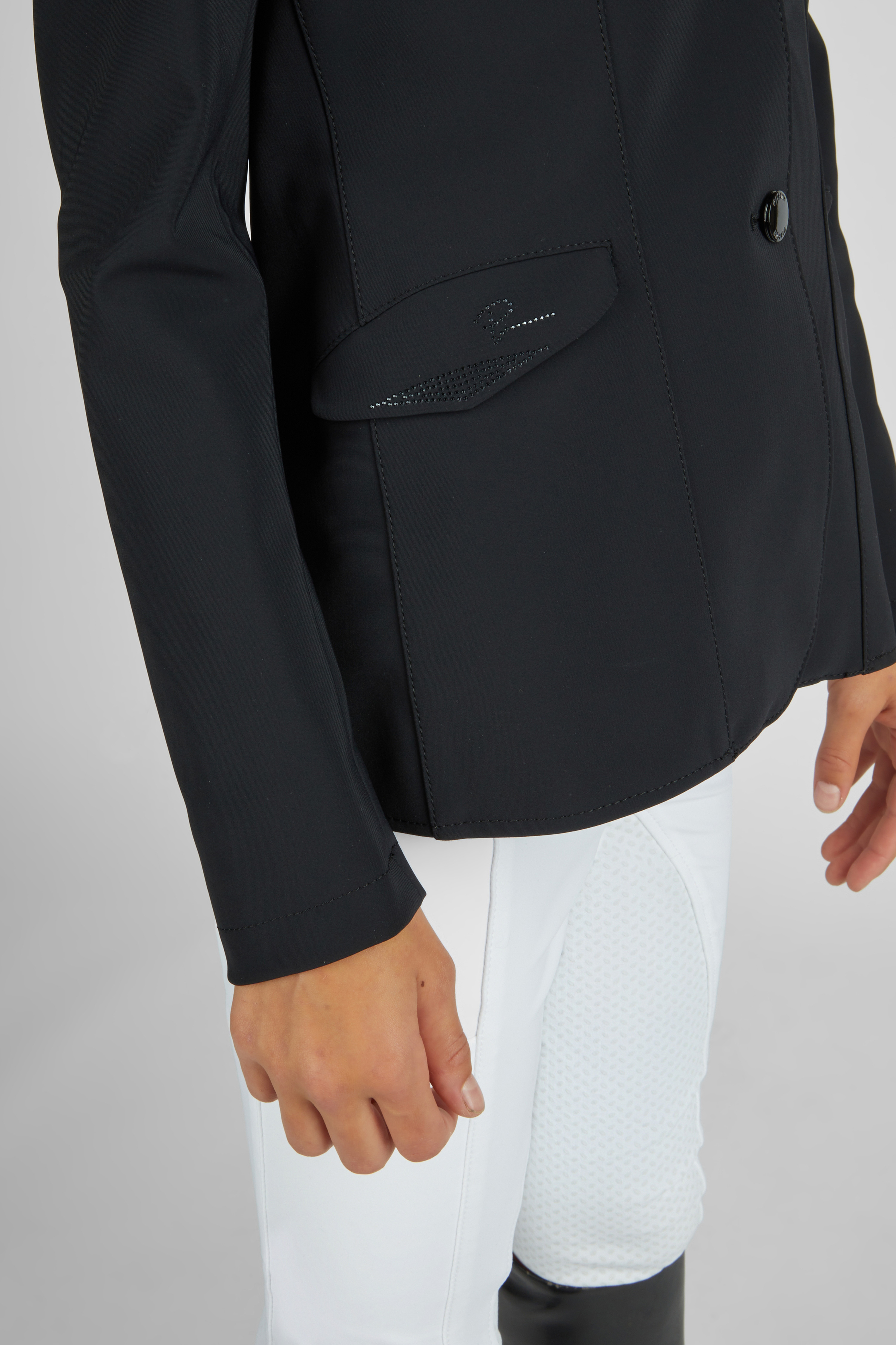 PIKEUR ISALIENNE<br>SHOW-JACKET