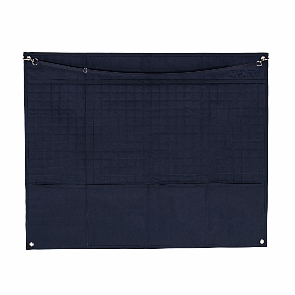 BOX CURTAIN QUILT HALF<br>BOX CURTAIN