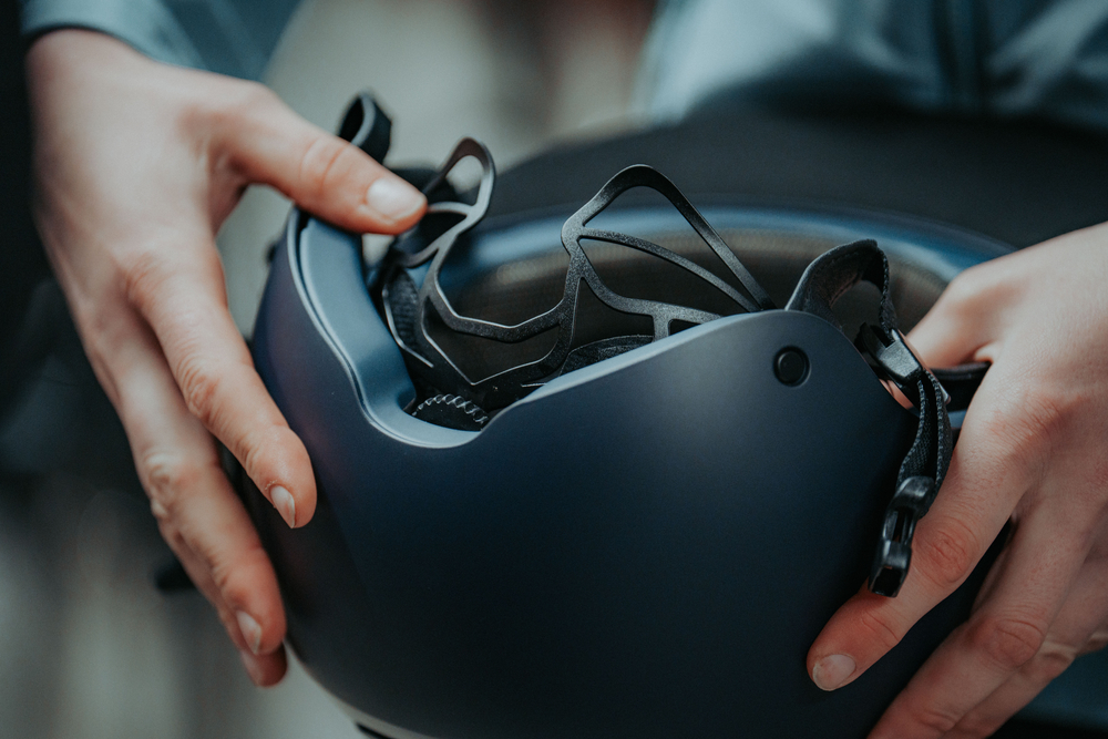 AIRLUXE PURE LONG VISOR<br>RIDING HELMET