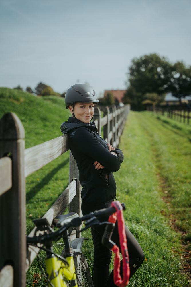 AIRDUO<br>RIDING HELMET
