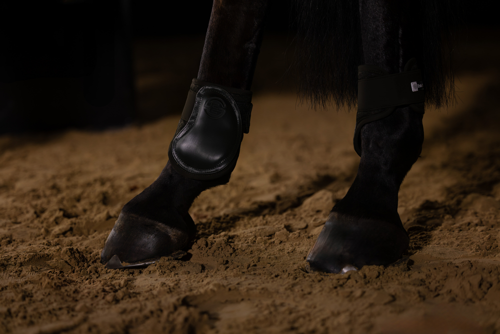 MESH<br>FETLOCK BOOTS