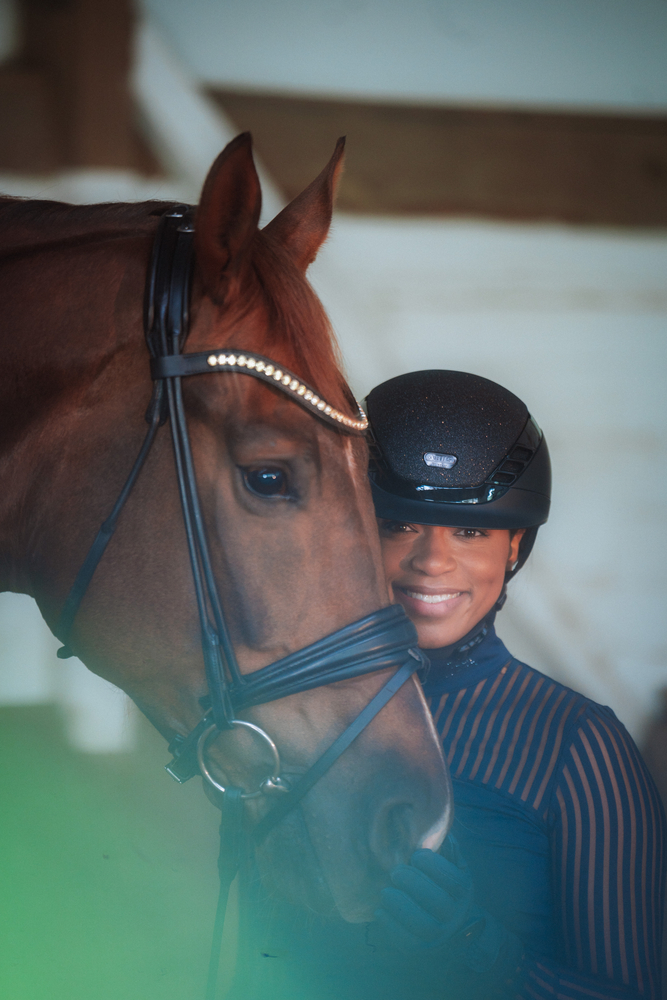 AIRLUXE SUPREME GLAM SHORT VISOR<br>RIDING HELMET