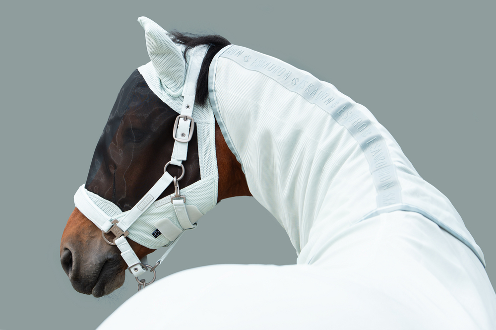 FLY DETACH-NECK<br>FLY RUG