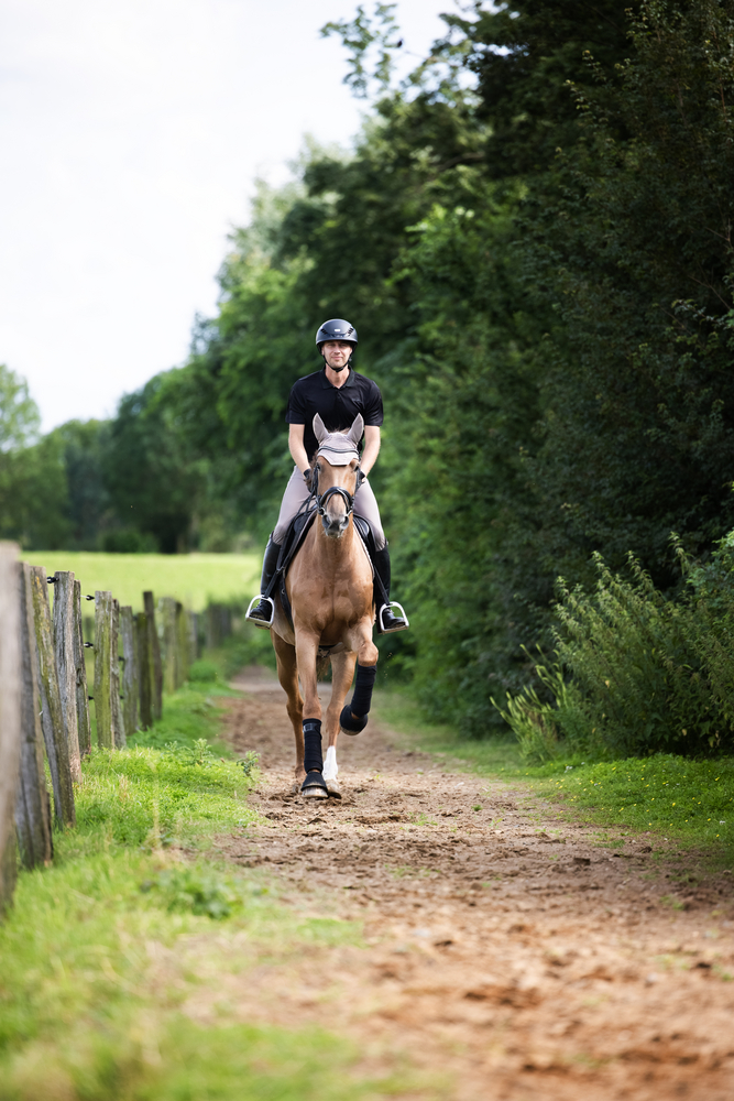 AIRLUXE PURE<br>RIDING HELMET