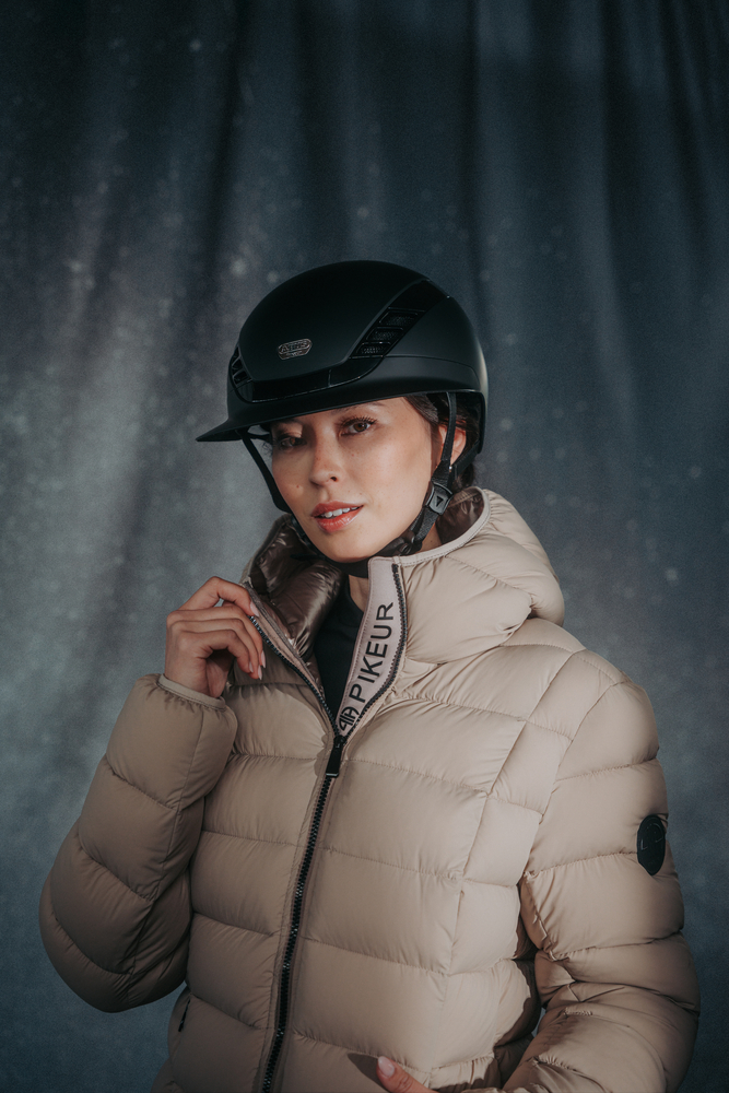 AIRLUXE PURE LONG VISOR<br>RIDING HELMET
