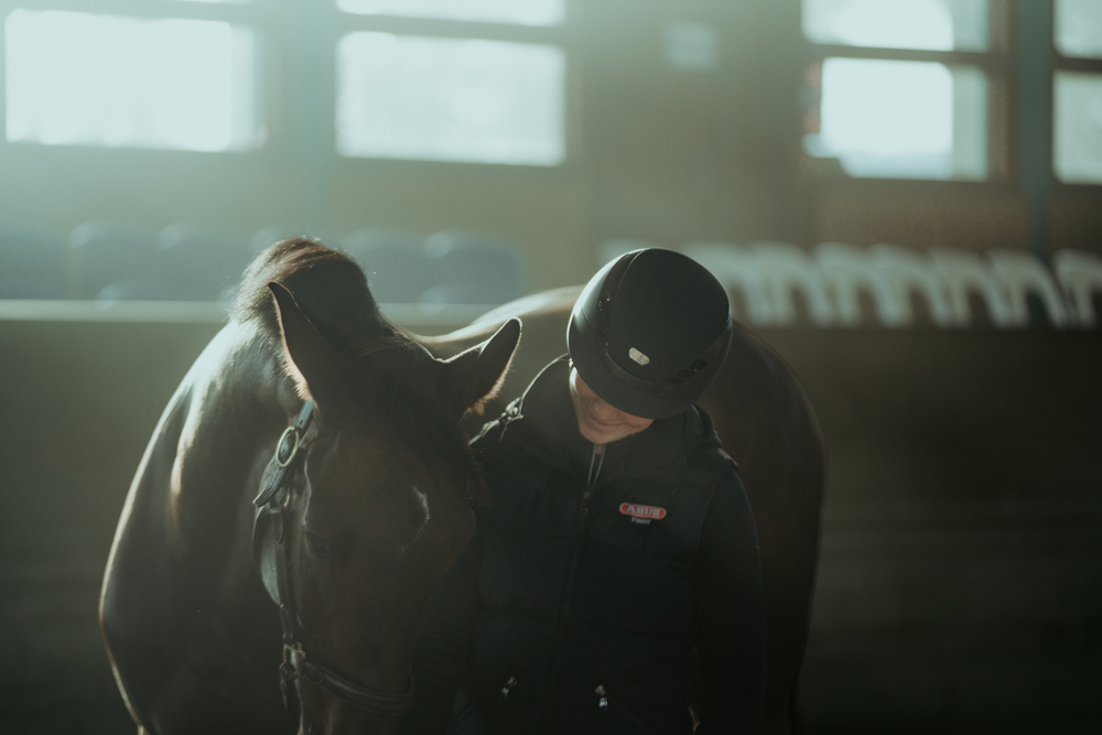 AIRLUXE PURE<br>RIDING HELMET