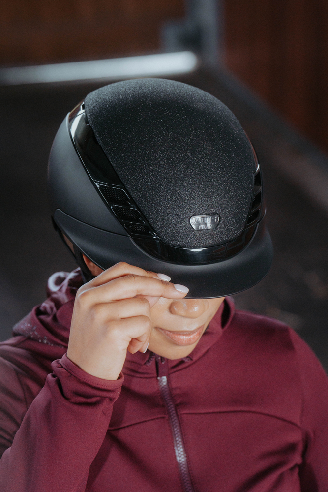 AIRLUXE SUPREME GLAM SHORT VISOR<br>RIDING HELMET