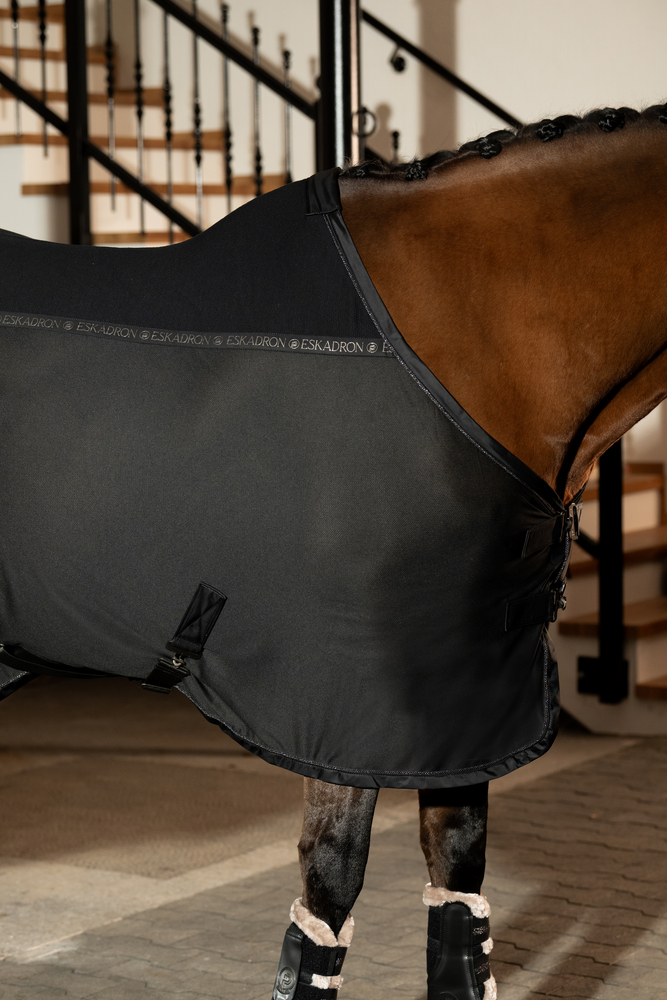 PRO COVER<br>FLY RUG