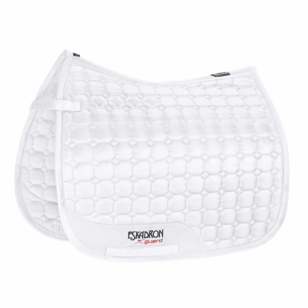 GLOSSY COMPACT<br>SADDLE CLOTH