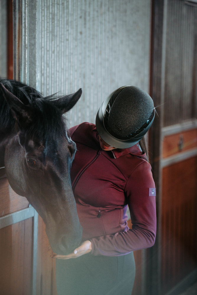 AIRLUXE SUPREME GLAM SHORT VISOR<br>RIDING HELMET