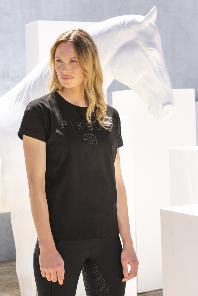 PIKEUR TIENE<br>SHIRT