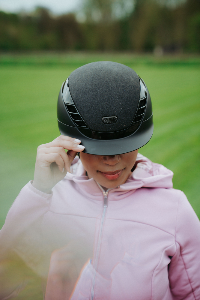 AIRLUXE SUPREME GLAM SHORT VISOR<br>RIDING HELMET