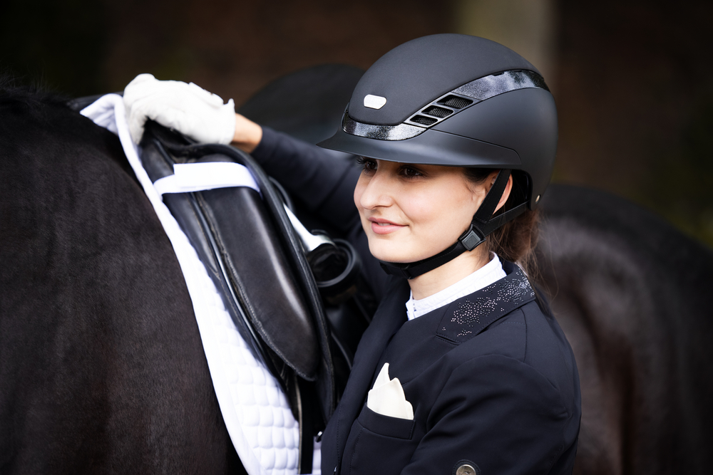 AIRLUXE SUPREME<br>RIDING HELMET