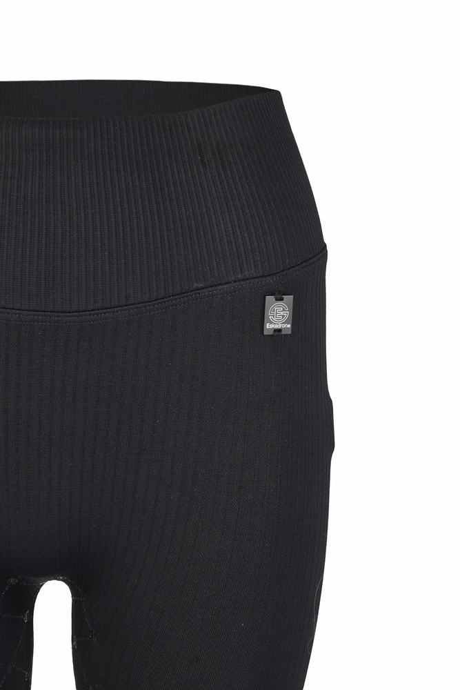 RIDING TIGHT SEAMLESS DYNAMIC<br>TIGHT